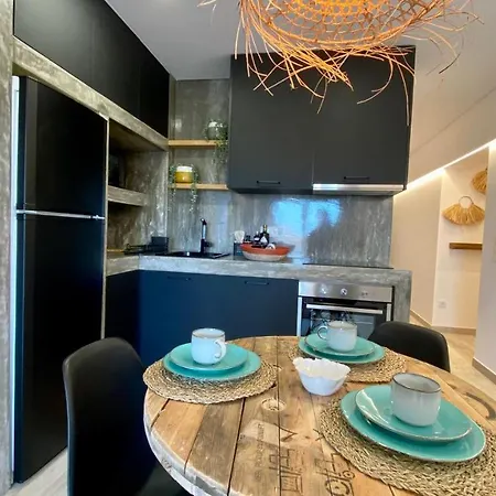 Chillin Santa Cruz - Close To Beach Retreat *