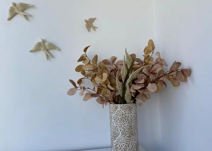 Chillin Santa Cruz - Close To Beach Retreat